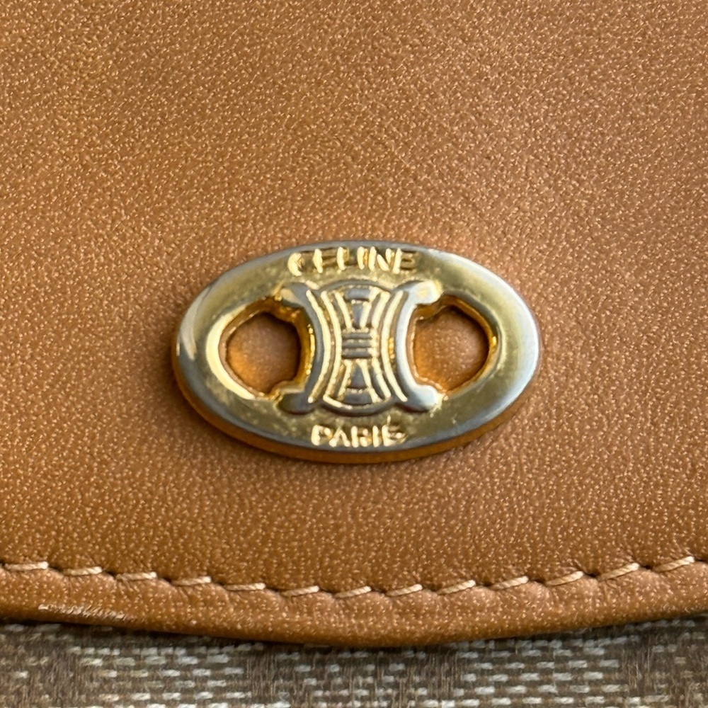 Celine Vintage Kisslock Wallet - Picture 2 of 10